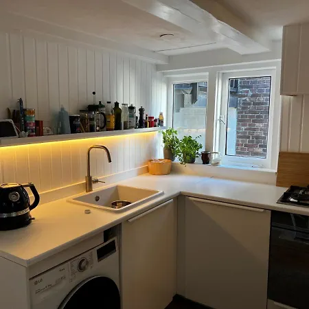 Unique Historic With Canal View In Central *